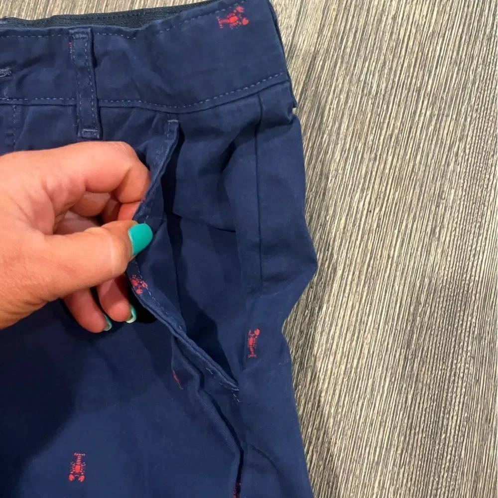 Crown & Ivy Boys Youth Motion Flex Printed Shorts Flat Front Stretch Navy 16R